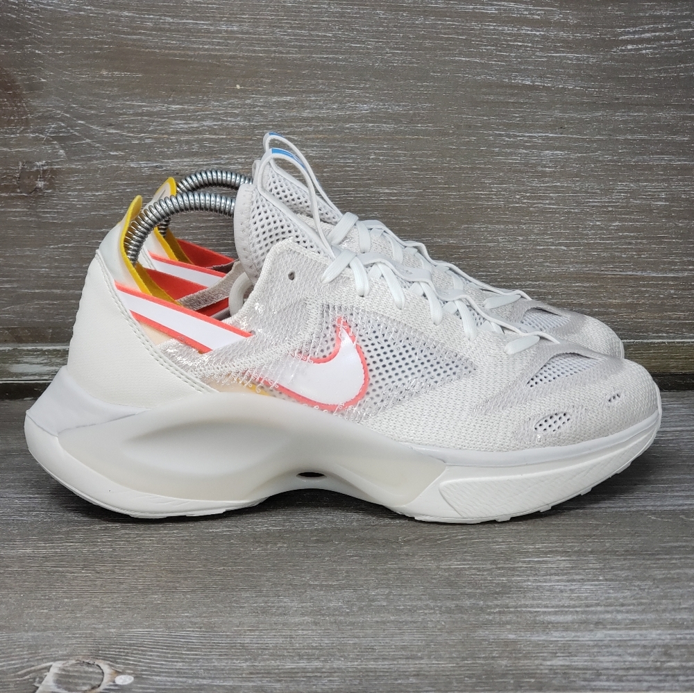 Nike N110 D/MS/X Size 7.5 Men's, 9w Women's